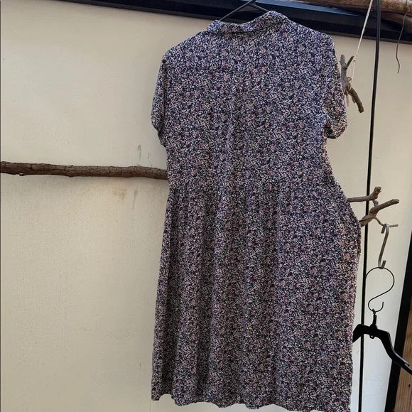 Floral Midi Dress with V-Neckline - Picture 2 of 4